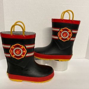 Western Chief Fire and Rescue kids boots size 9/10 in GUC